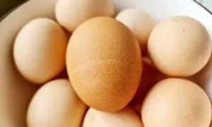 Ba loại thực phẩm nên dự trữ mùa mưa bão